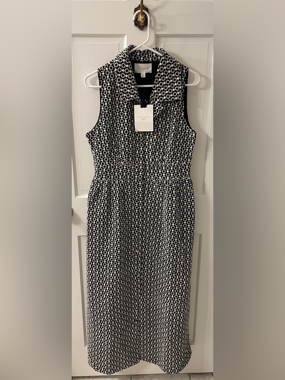 NWT Tuckernuck Noelle Eyelet Maxi Dress - Picture 3 of 10
